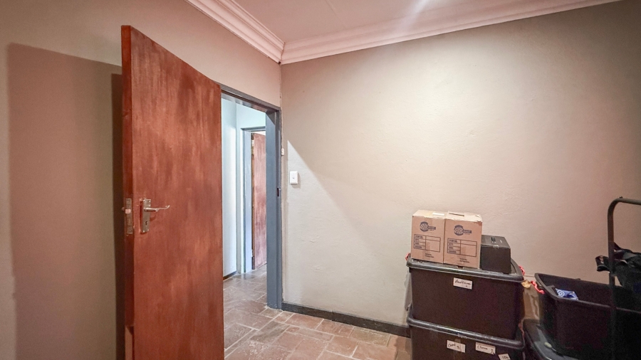 4 Bedroom Property for Sale in Melodie North West